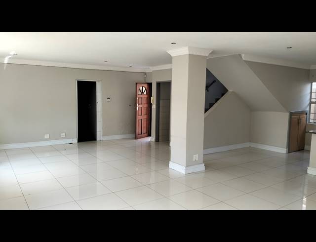 4 BEDROOM DUPLEX FOR SALE IN EQUESTRIA